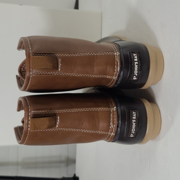 St. John's Bay Rollands Duck Boot - Brown / Tan - Size 10M - Picture 5 of 11